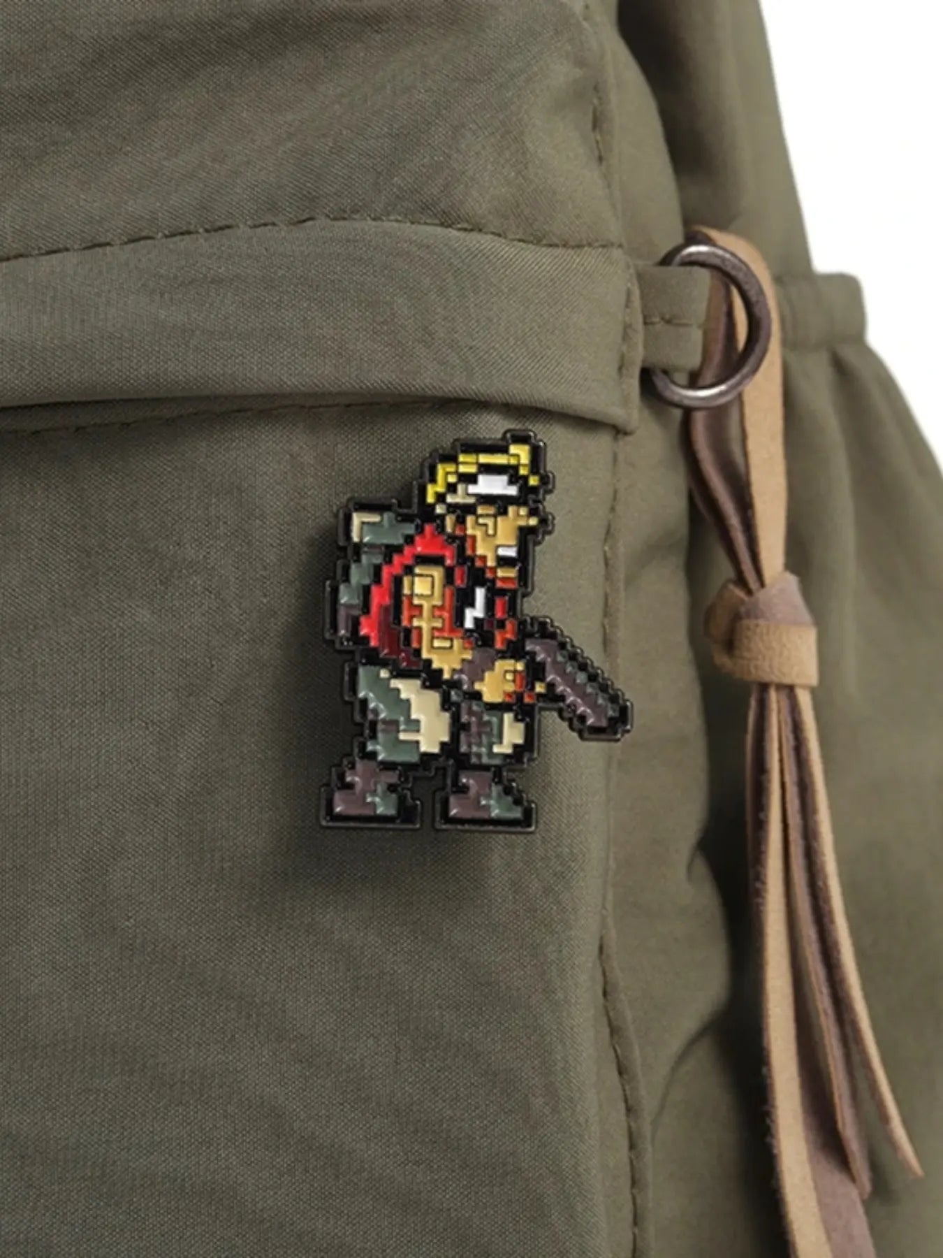 Alloy Bullet Shooting Game Enamel Pin Durable Metal Pins Pixel Arcade Game Alloy Brooch Lapel Backpack Badge Fashion Jewelry Accessories Gift for Friends